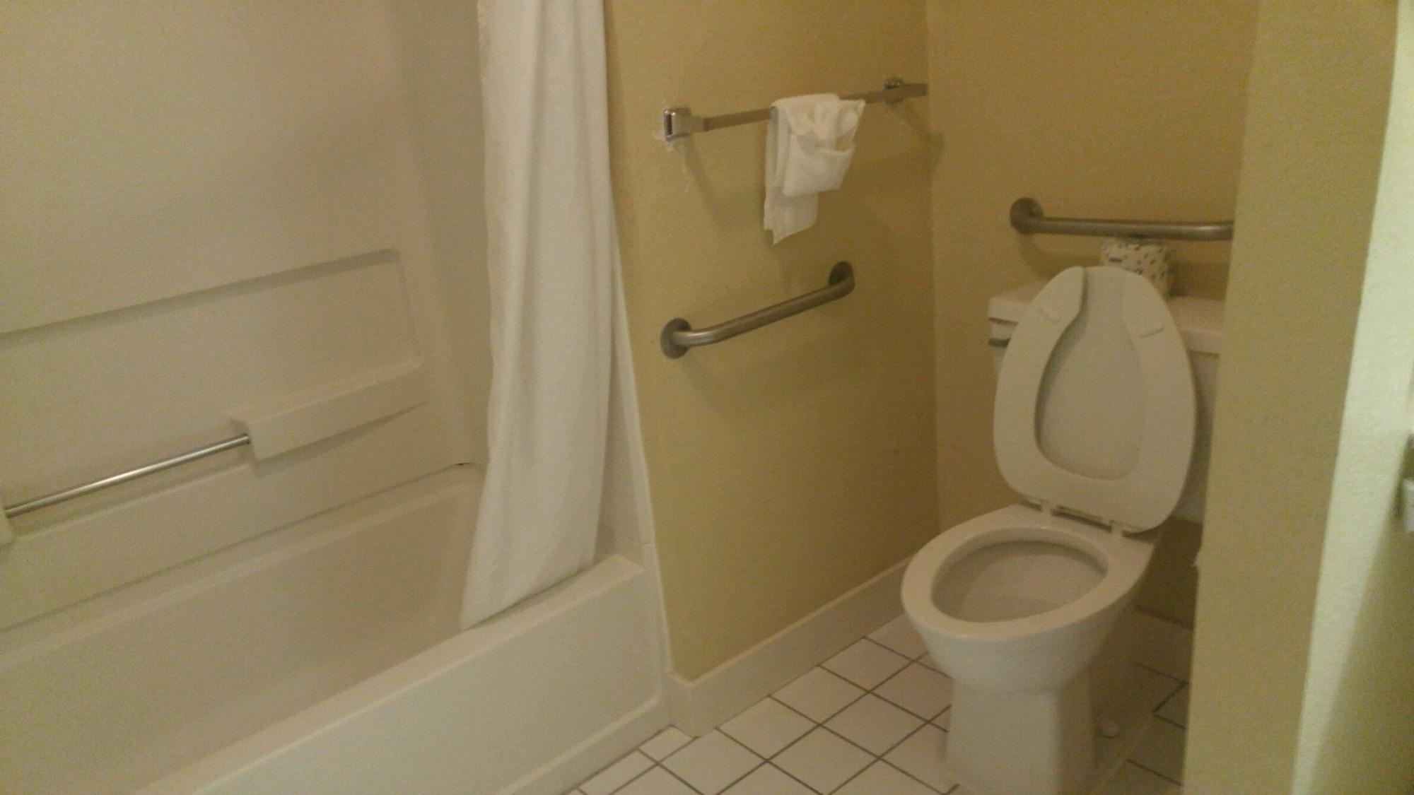 Quality Inn & Suites Covington Екстериор снимка