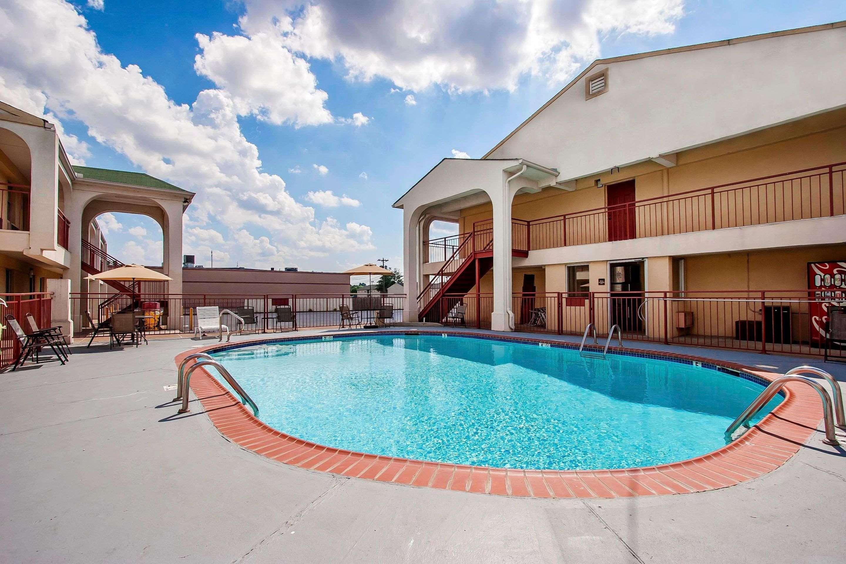 Quality Inn & Suites Covington Екстериор снимка