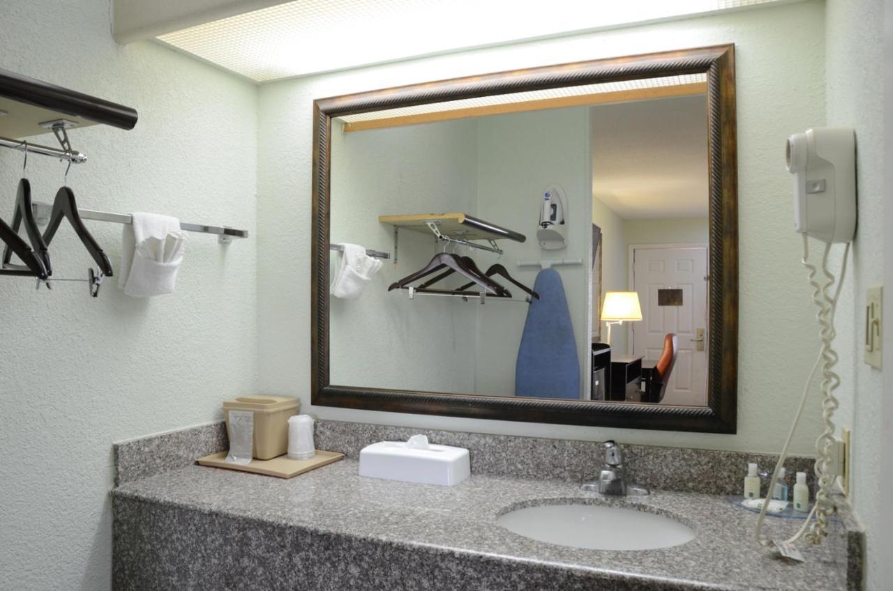 Quality Inn & Suites Covington Екстериор снимка