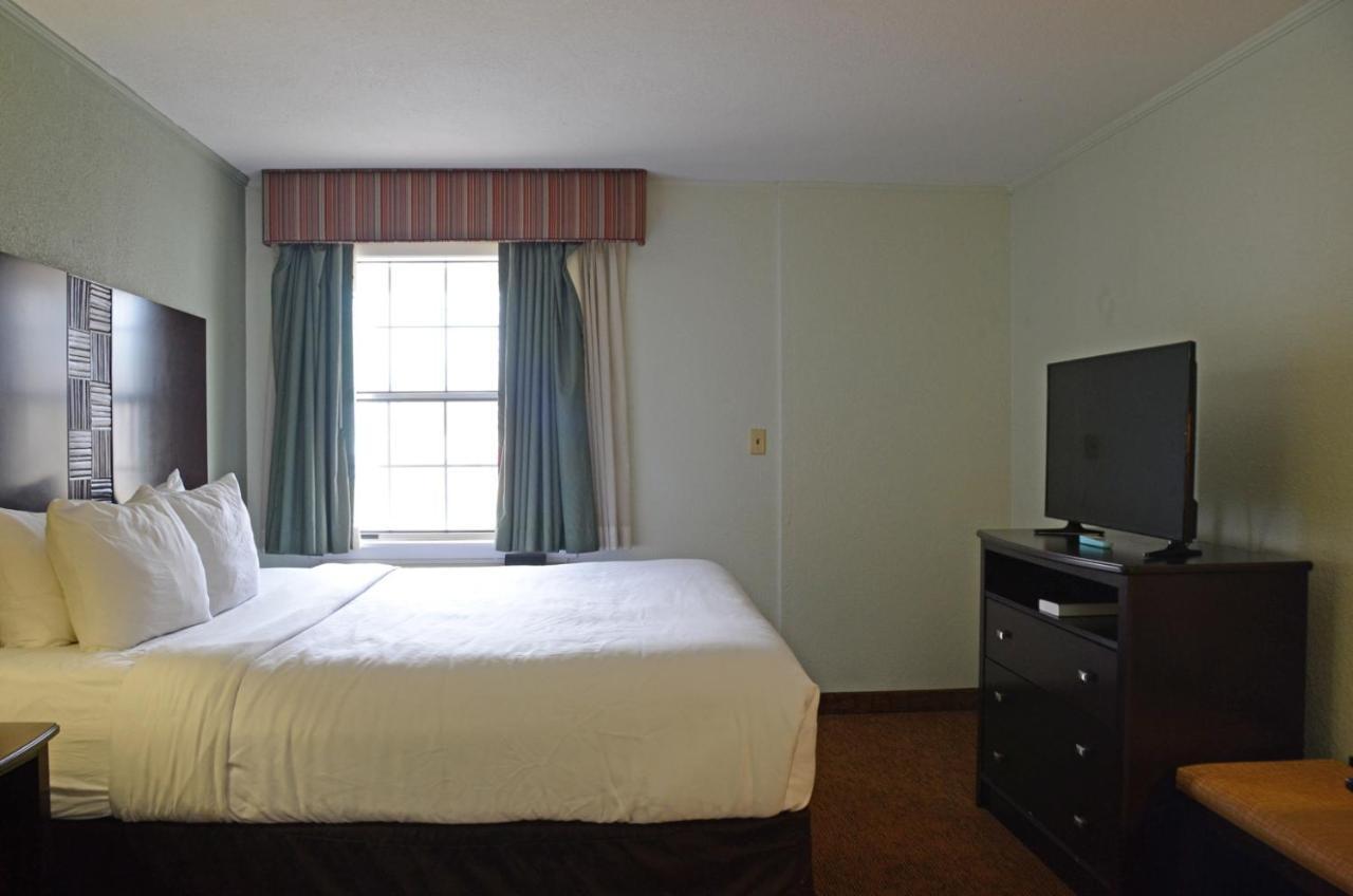 Quality Inn & Suites Covington Екстериор снимка