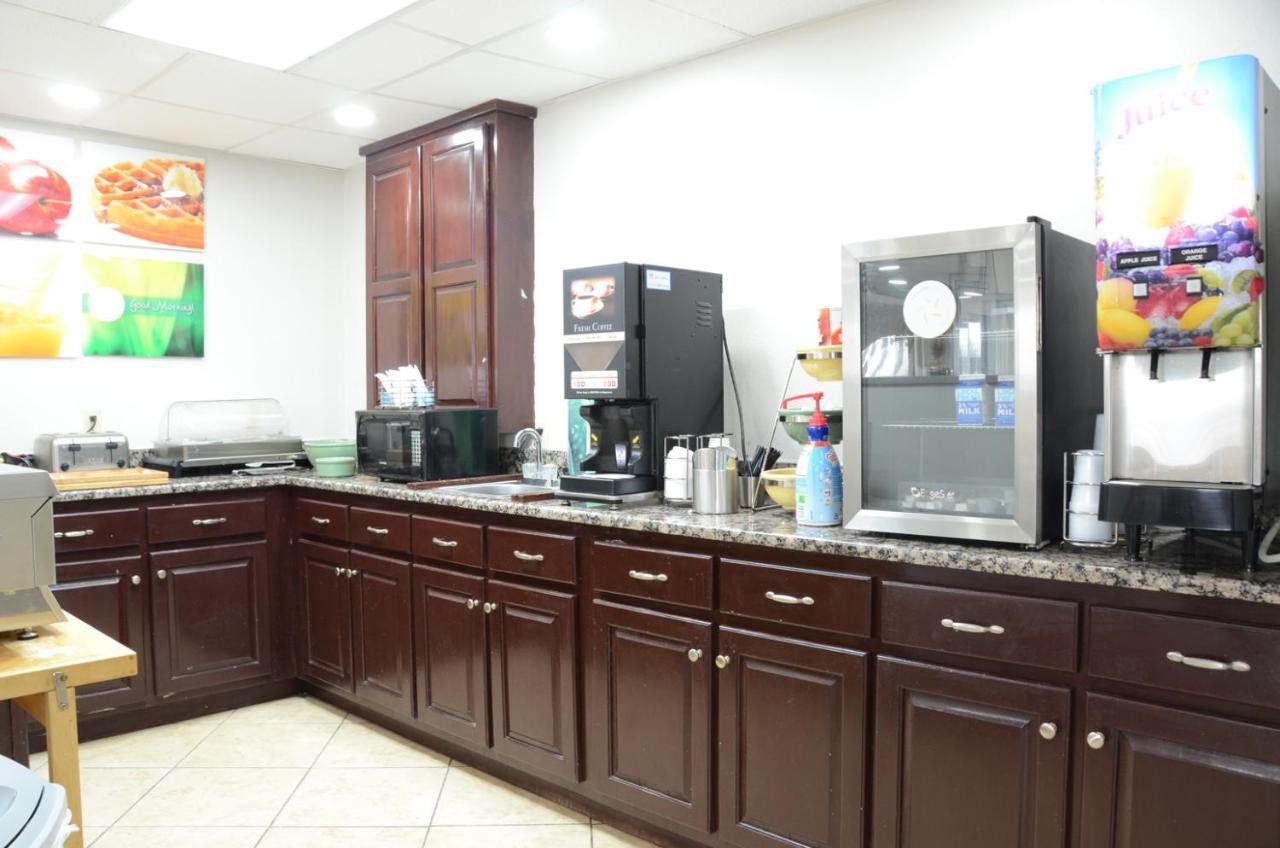 Quality Inn & Suites Covington Екстериор снимка